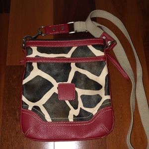 Giraffe print crossbody purse